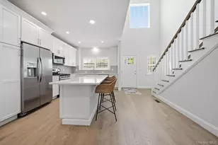 72 Farm Acre Cir, Mount Sinai, NY 11766 - Photo 5