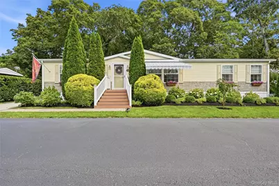 37 Unit 88 Hubbard Avenue #88, Riverhead, NY 11901 - Photo 1