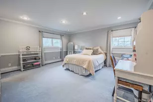19 Howland Rd, East Rockaway, NY 11518 - Photo 21
