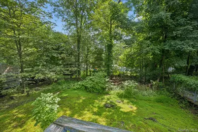 32 Carolina Drive, New City, NY 10956 - Photo 25