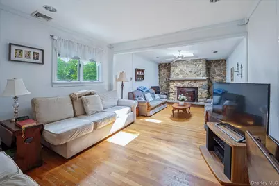 32 Carolina Drive, New City, NY 10956 - Photo 11