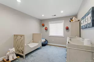 48 Chestnut Ln, Woodbury, NY 11797 - Photo 33
