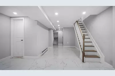 128 E 238th Street, Bronx, NY 10470 - Photo 17
