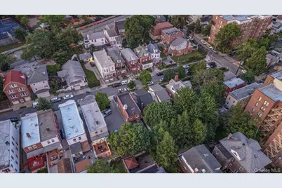 128 E 238th Street, Bronx, NY 10470 - Photo 29