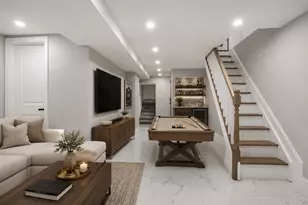 128 E 238th St, Bronx, NY 10470 - Photo 9