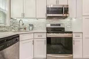 146-62 181st St, Springfield Gardens, NY 11413 - Photo 7