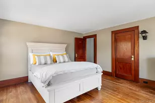 22 Ketewamoke Ave, Babylon, NY 11702 - Photo 17