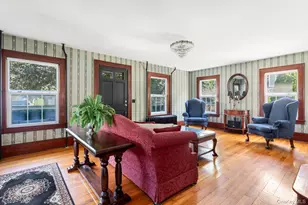 22 Ketewamoke Ave, Babylon, NY 11702 - Photo 7