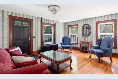 22 Ketewamoke Avenue, Babylon, NY 11702 - Photo 5
