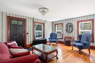 22 Ketewamoke Ave, Babylon, NY 11702 - Photo 5