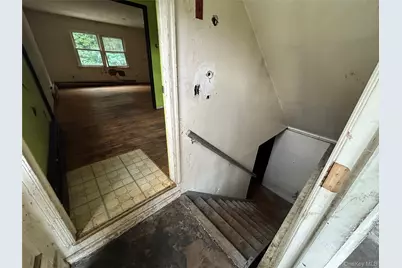 142 New York Avenue, Sound Beach, NY 11789 - Photo 13