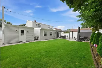 23 Needle Lane, Levittown, NY 11756 - Photo 33