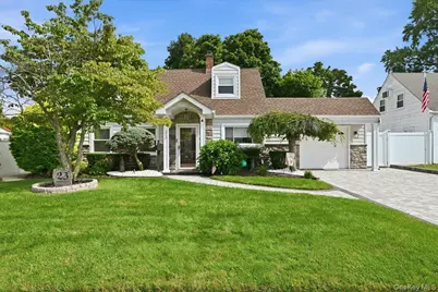 23 Needle Lane, Levittown, NY 11756 - Photo 1