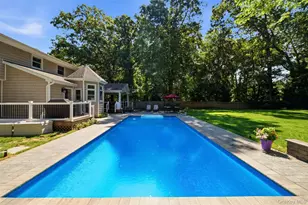 8 Clayton Dr, Dix Hills, NY 11746 - Photo 31