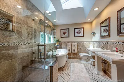14 Breeze Hill Road, Northport, NY 11768 - Photo 17