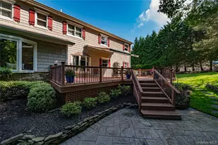 14 Breeze Hill Rd, Northport, NY 11768 - Photo 27