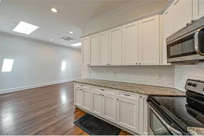 50-3A Stewart Avenue #3A, Huntington, NY 11743 - Photo 3