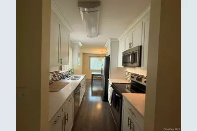 21 Village Park Drive #1B, Fishkill, NY 12524 - Photo 5