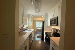 21 Village Park Dr, Fishkill, NY 12524 - Photo 5