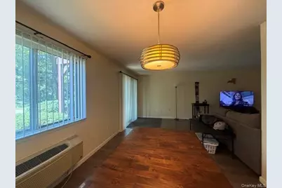21 Village Park Drive #1B, Fishkill, NY 12524 - Photo 9