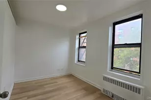 141-60 84th Rd, Jamaica, NY 11435 - Photo 9