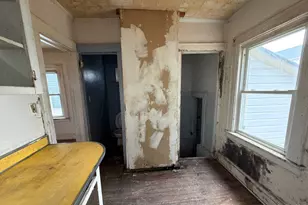 102-09 216th St, Queens Village, NY 11429 - Photo 9