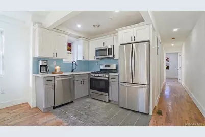 1011 E 221st Street, Bronx, NY 10469 - Photo 3
