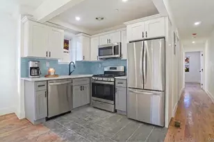 1011 E 221st St, Bronx, NY 10469 - Photo 3
