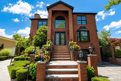 28 Durges Street, New York, NY 10304 - Photo 1