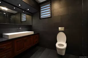 28 Durges St, New York, NY 10304 - Photo 9