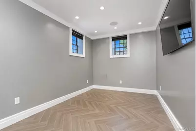 28 Durges Street, New York, NY 10304 - Photo 7