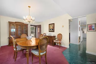 77 Pilgrim Ln, Westbury, NY 11590 - Photo 5