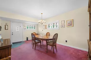 77 Pilgrim Ln, Westbury, NY 11590 - Photo 7