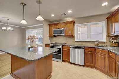 491 Boulevard Place, Garden City, NY 11530 - Photo 11