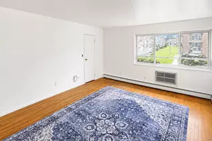 5 Fishkill Glen Dr, Fishkill, NY 12524 - Photo 3