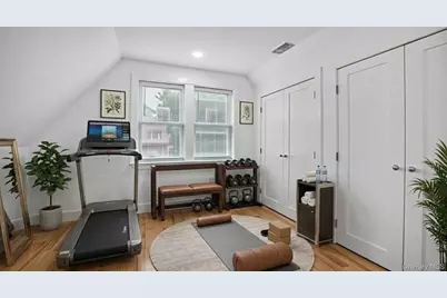 3964 Duryea Avenue, Bronx, NY 10466 - Photo 7