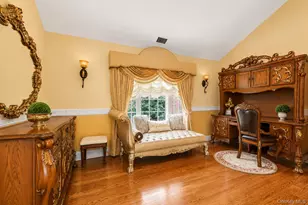 65 Threepence Dr, Melville, NY 11747 - Photo 17