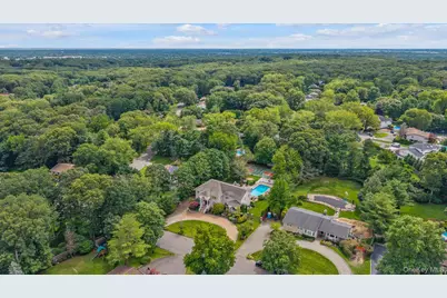65 Threepence Drive, Melville, NY 11747 - Photo 43