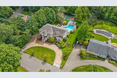 65 Threepence Drive, Melville, NY 11747 - Photo 39