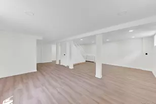 1397 Rosser Ave, Elmont, NY 11003 - Photo 25