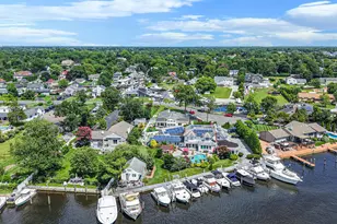 64 Mowbray Ave, Bay Shore, NY 11706 - Photo 47