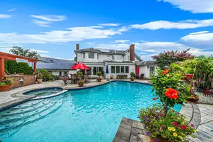 64 Mowbray Ave, Bay Shore, NY 11706 - Photo 41