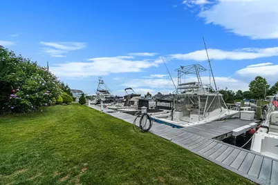 64 Mowbray Avenue, Bay Shore, NY 11706 - Photo 45