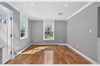 2461 Third Avenue, East Meadow, NY 11554 - Photo 13