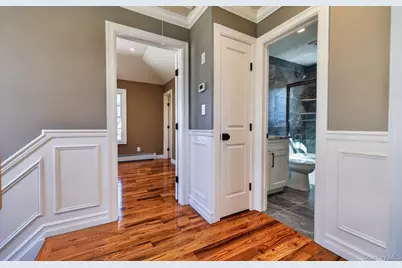 2461 Third Avenue, East Meadow, NY 11554 - Photo 23
