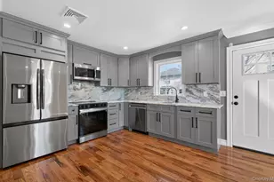 2461 Third Ave, East Meadow, NY 11554 - Photo 11