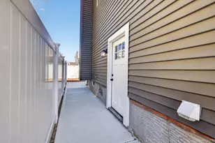 2461 Third Ave, East Meadow, NY 11554 - Photo 25
