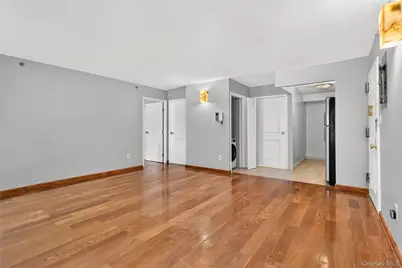 6434 Grand Central Parkway #1E, Forest Hills, NY 11375 - Photo 11