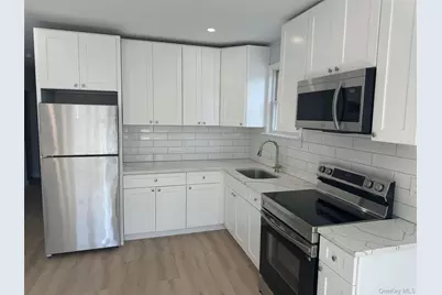 34 Bush Avenue #2R, Port Chester, NY 10573 - Photo 3