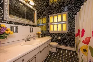 3905 Greentree Dr, Oceanside, NY 11572 - Photo 9